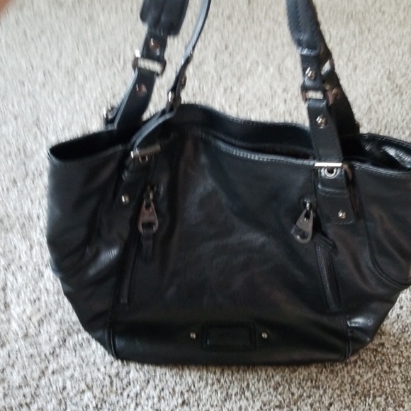 Black leather Nine West Purse - Picture 2 of 3